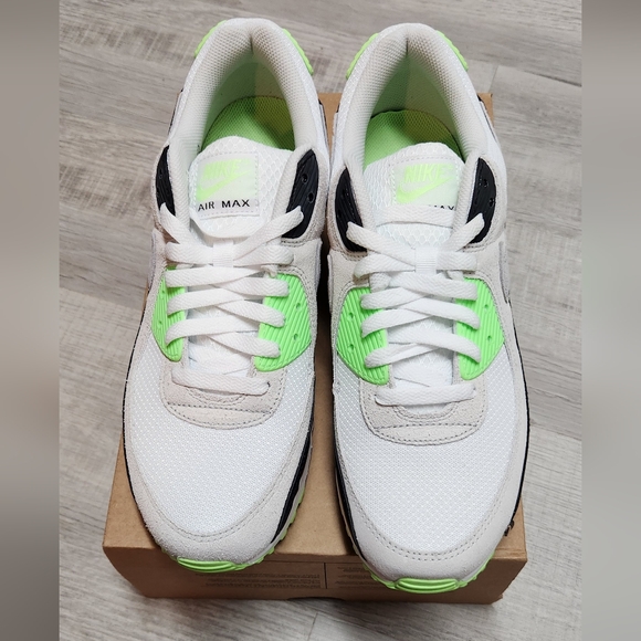 Nike Air Max 90 - Picture 3 of 5